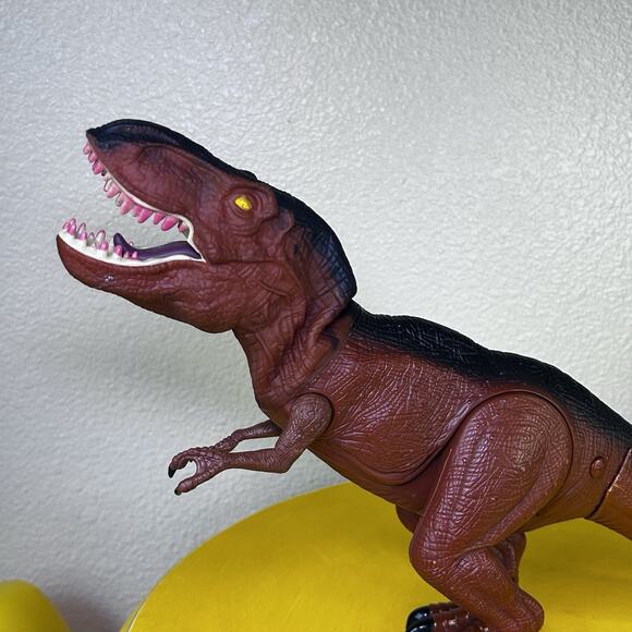 2020 Jurassic World Mattel Epic Roarin’ Mighty Mega Electronic Tyrannosaurus Rex - Picture 13 of 16